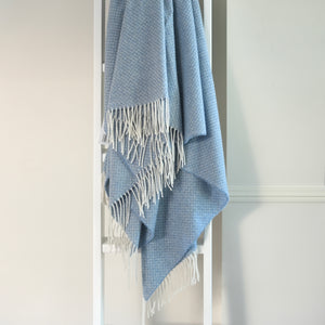 Luxurious Merino Wool Blend Throw - Light Blue